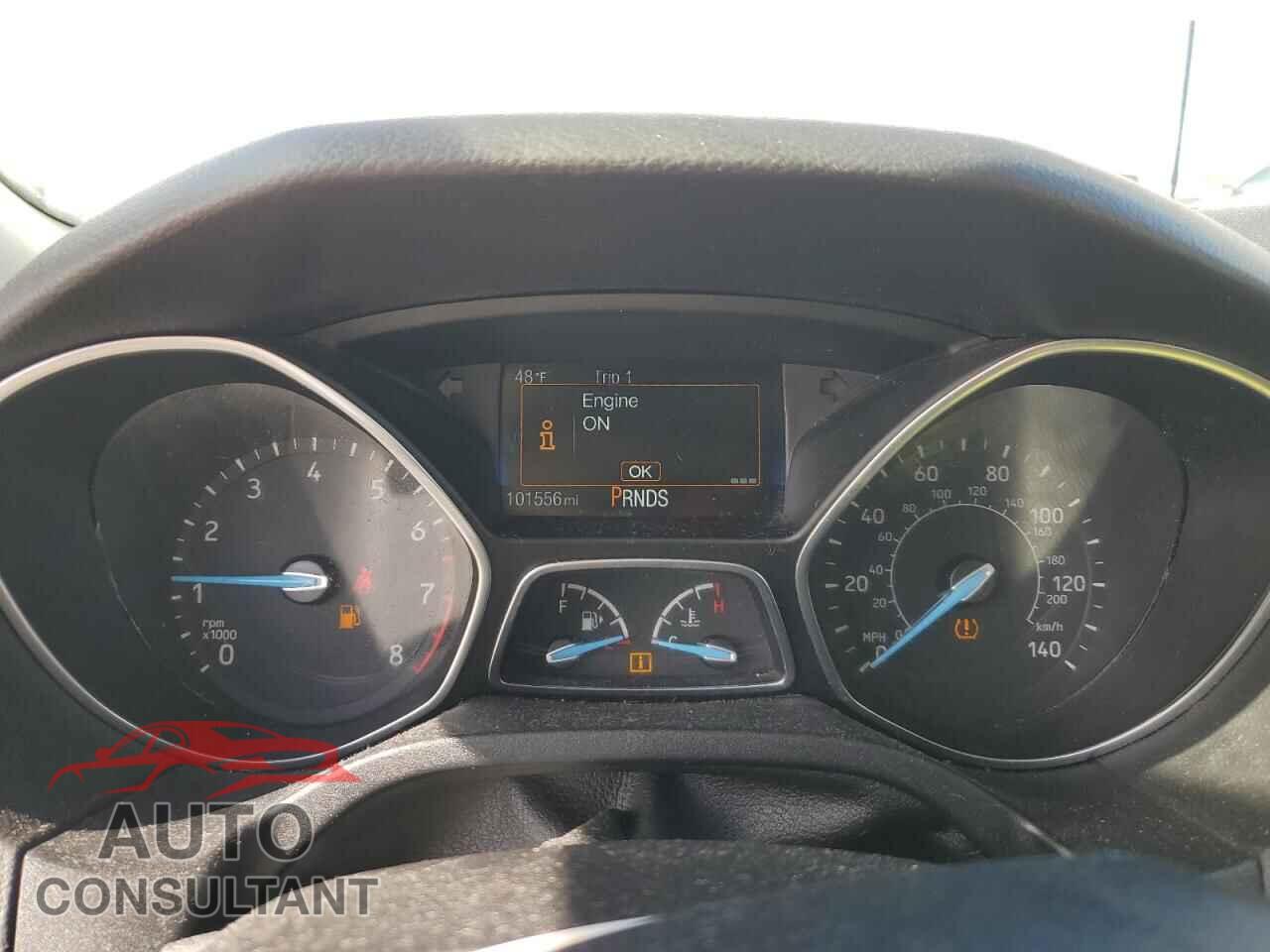 FORD FOCUS 2015 - 1FADP3N25FL211247