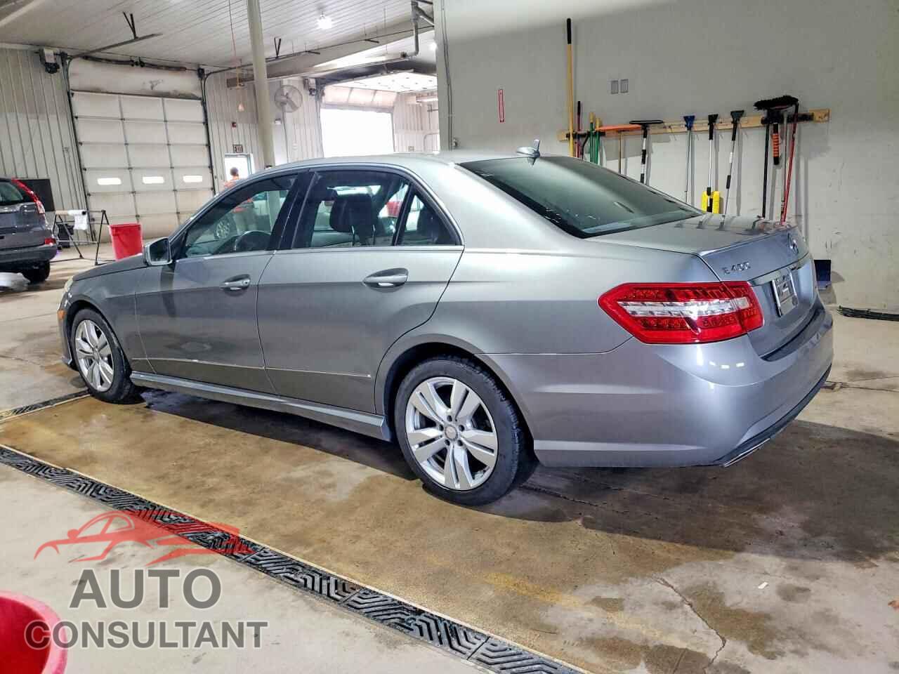 MERCEDES-BENZ E-CLASS 2013 - WDDHF9FB8DA738200