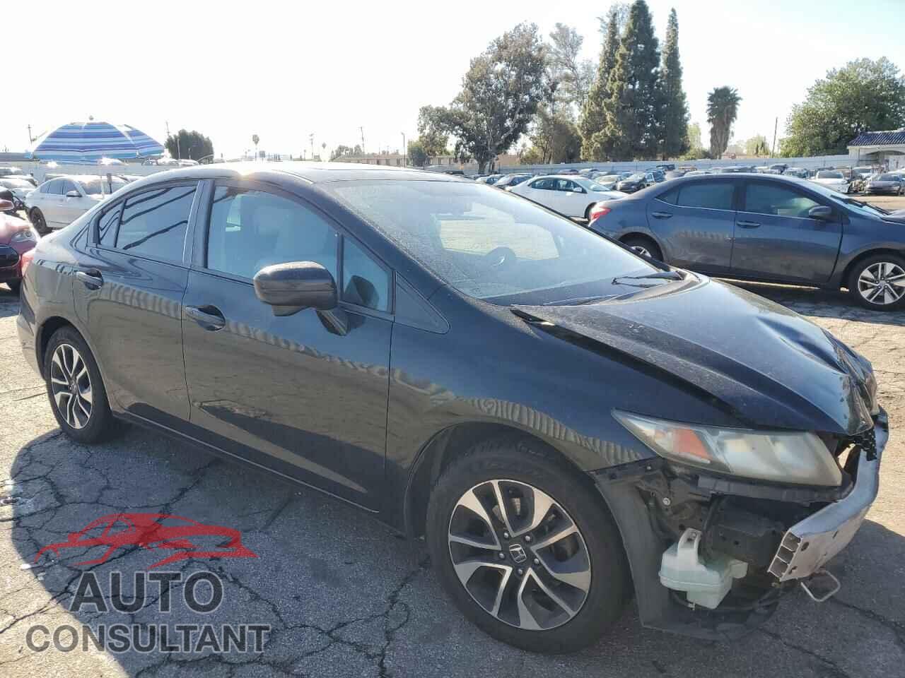 HONDA CIVIC 2015 - 2HGFB2F83FH525329