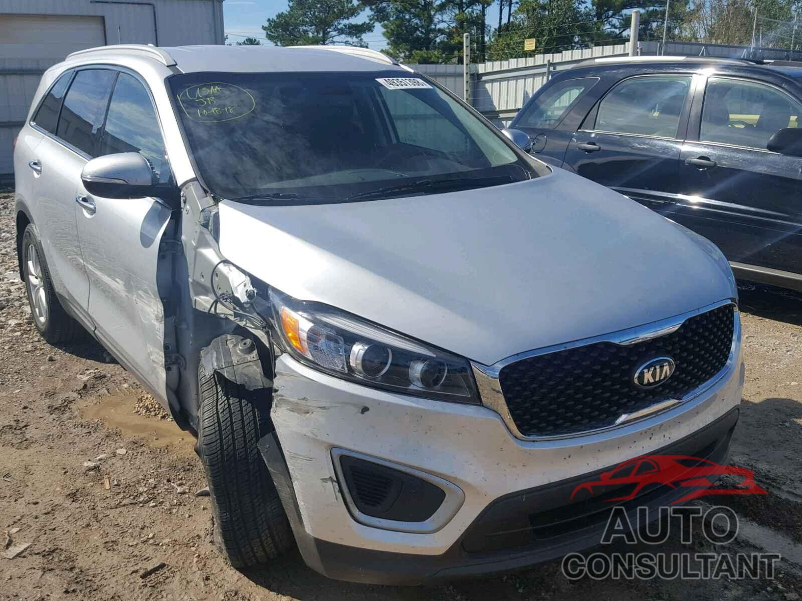 KIA SORENTO LX 2017 - 5XYPG4A35HG265819