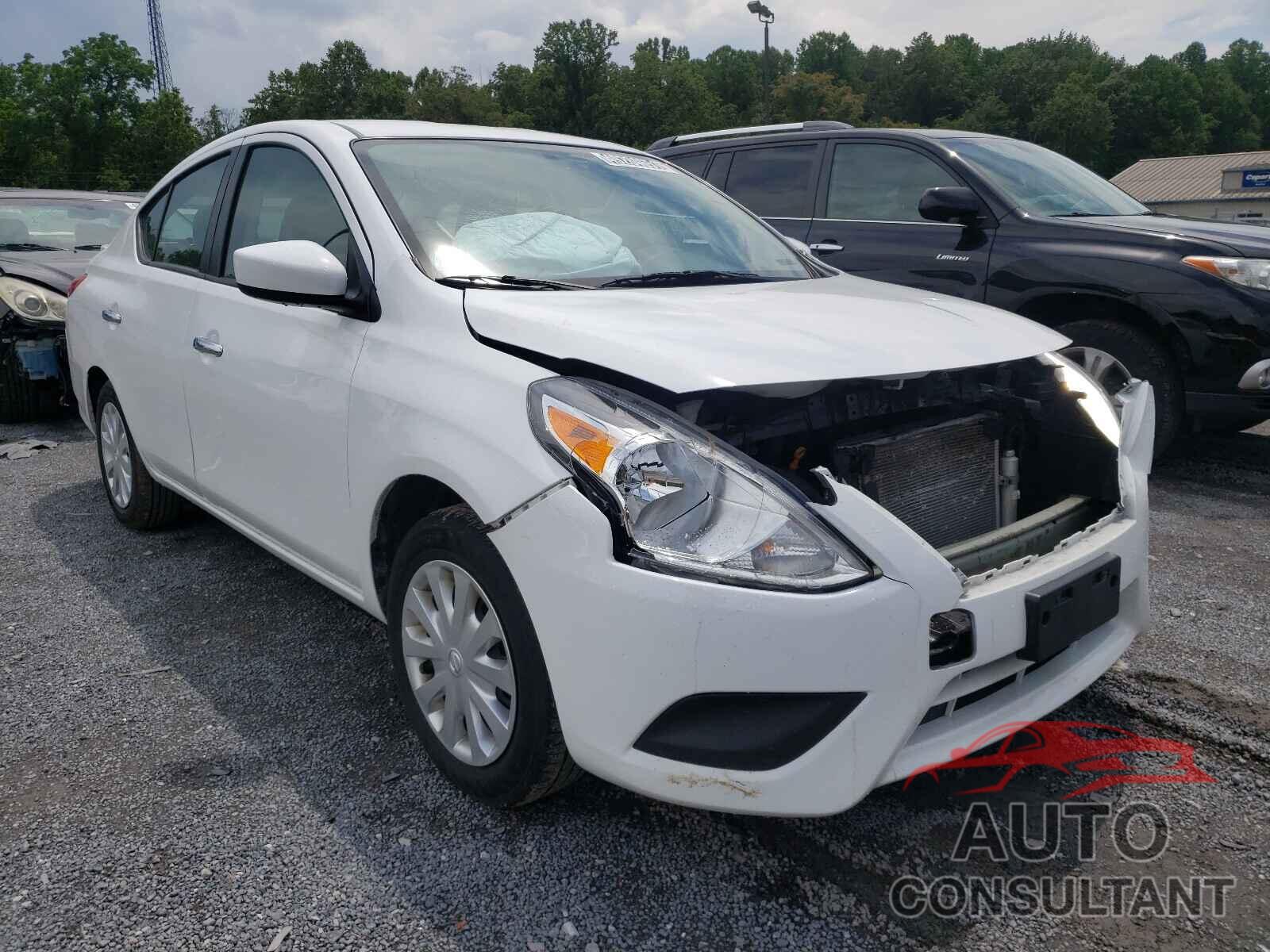 NISSAN VERSA 2019 - 3N1CN7AP7KL861011