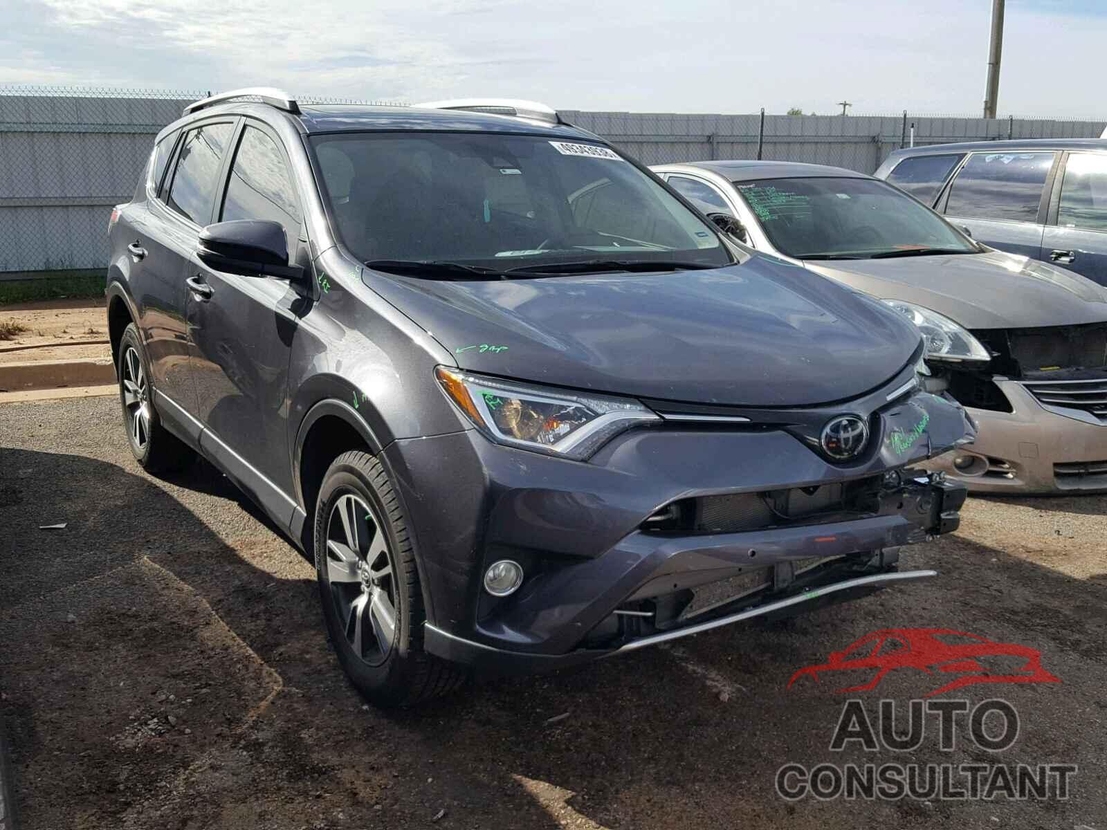 TOYOTA RAV4 XLE 2016 - JTMWFREV6GJ085299