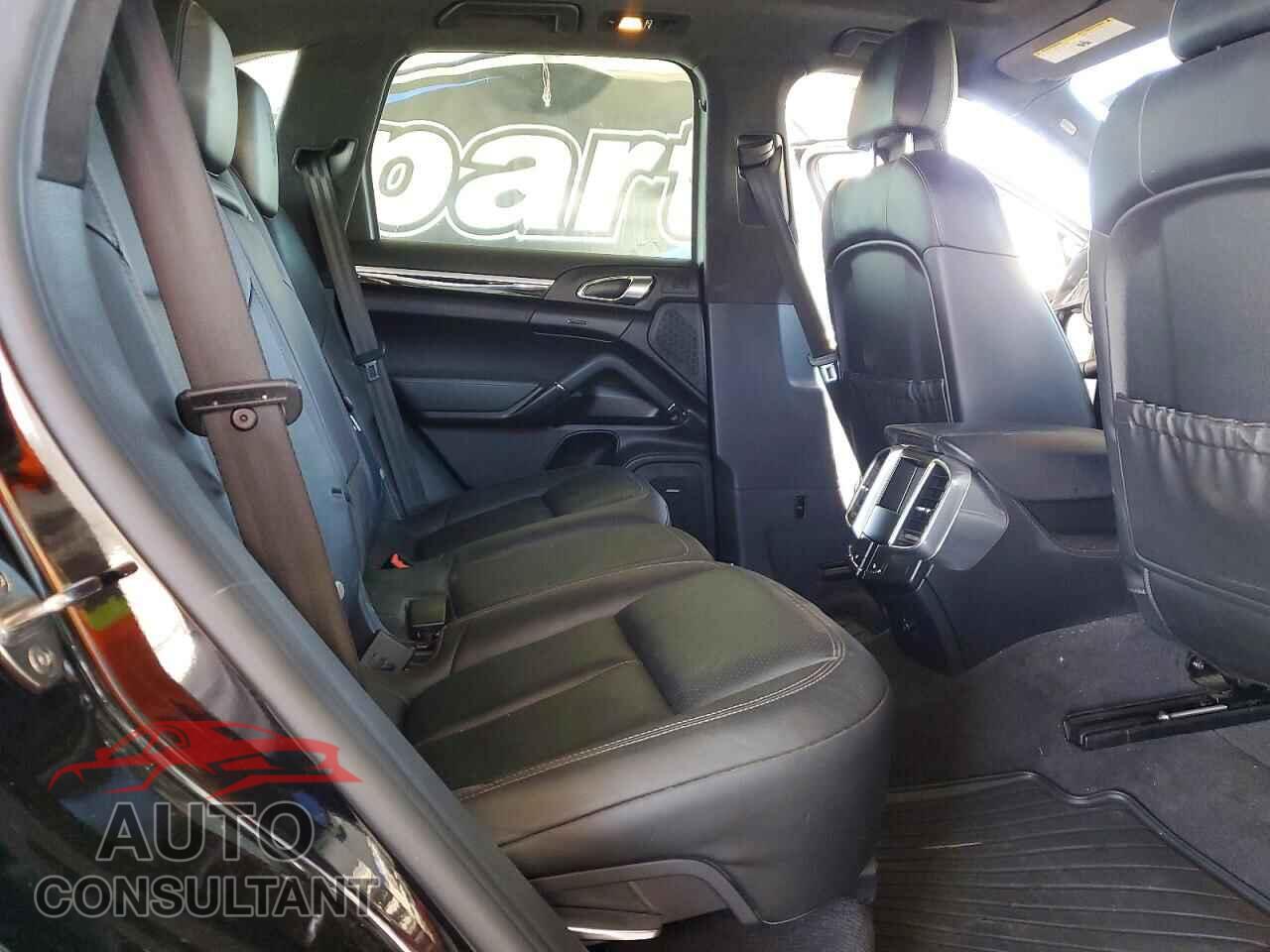PORSCHE CAYENNE 2014 - WP1AC2A20ELA87670