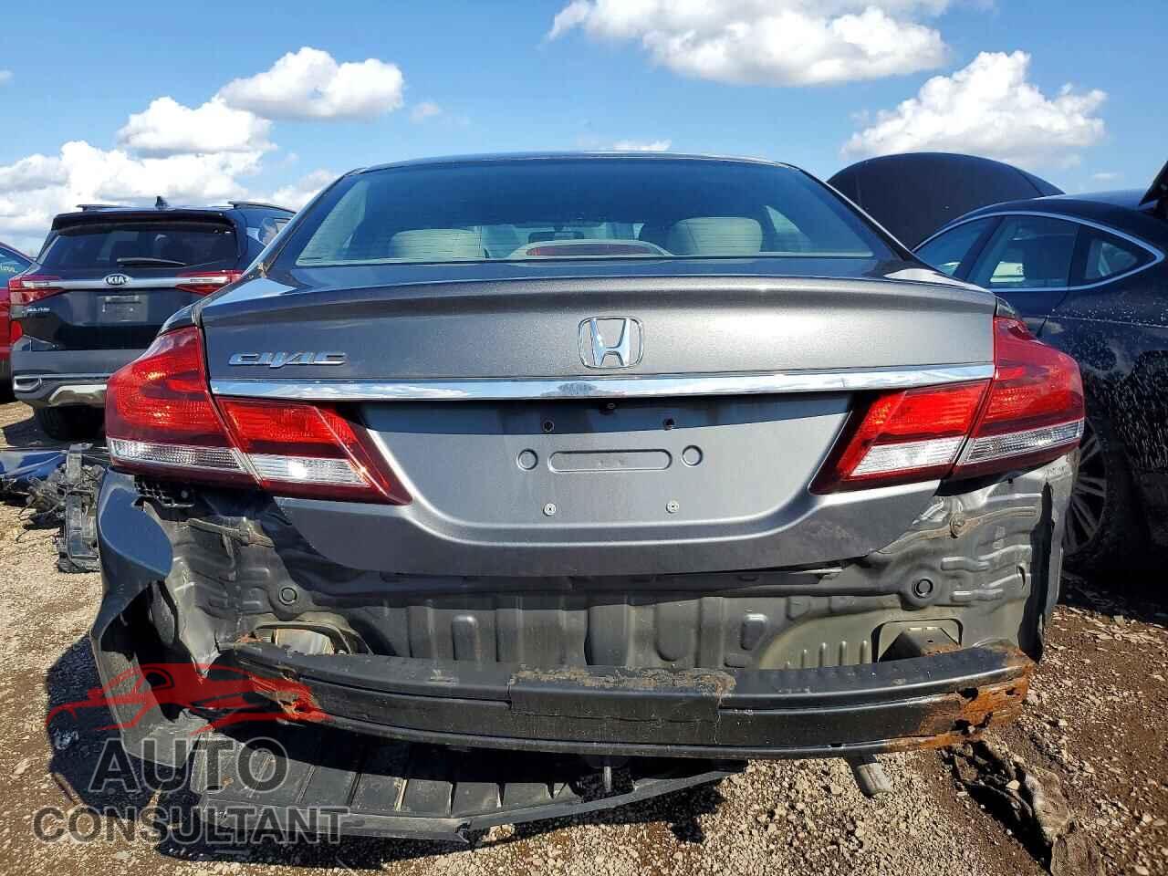 HONDA CIVIC 2013 - 2HGFB2F95DH569273