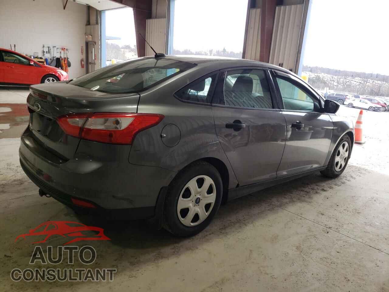 FORD FOCUS 2012 - 1FAHP3E22CL346795