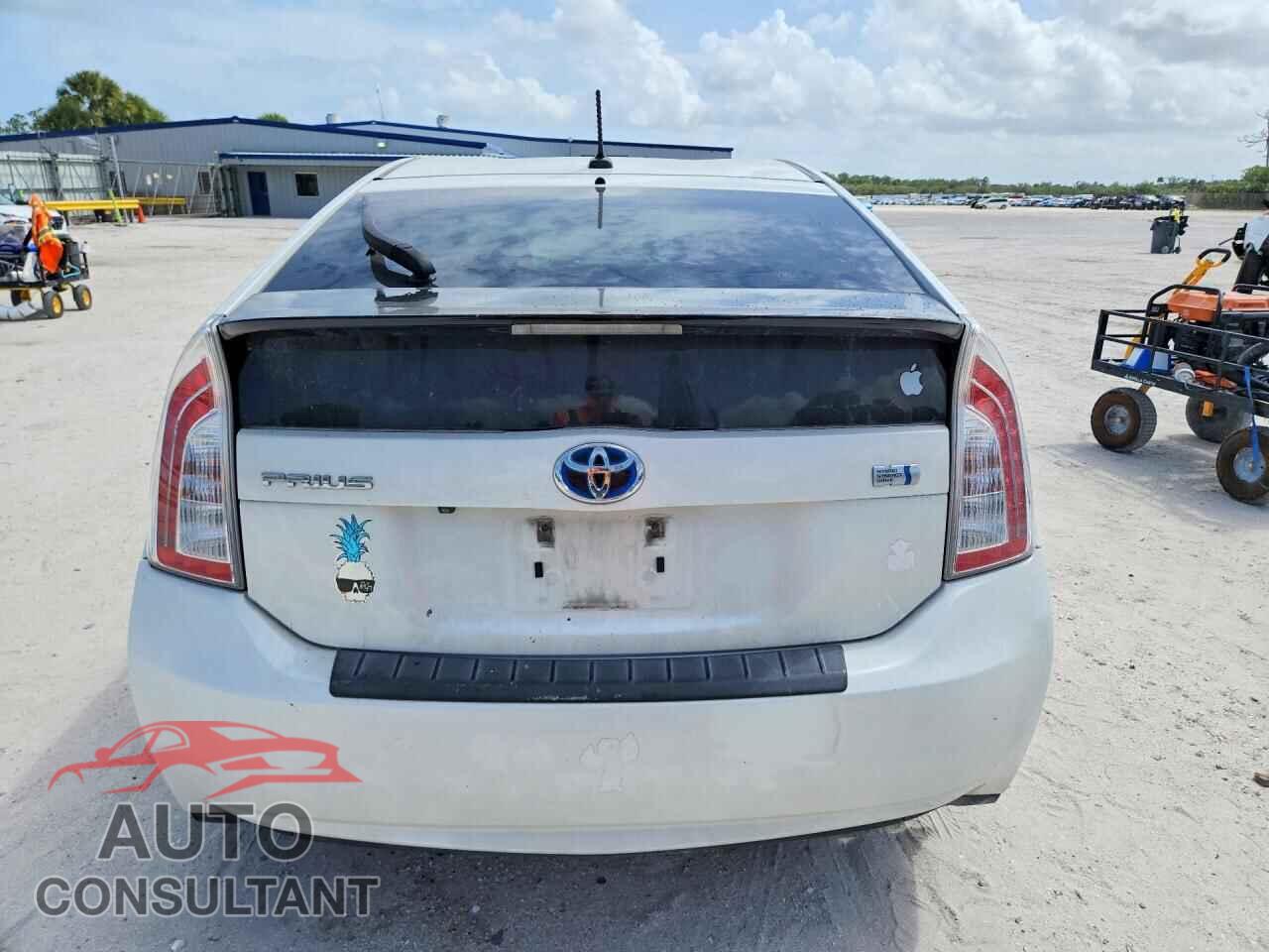 TOYOTA PRIUS 2013 - JTDKN3DU9D1707560