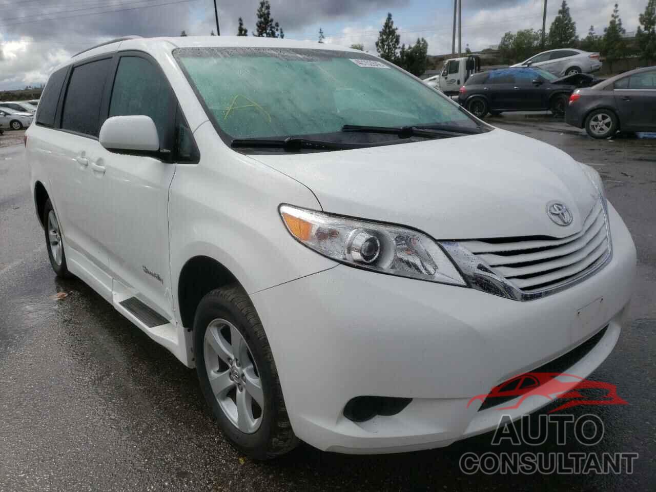 TOYOTA SIENNA 2017 - 5TDKZ3DC7HS887948