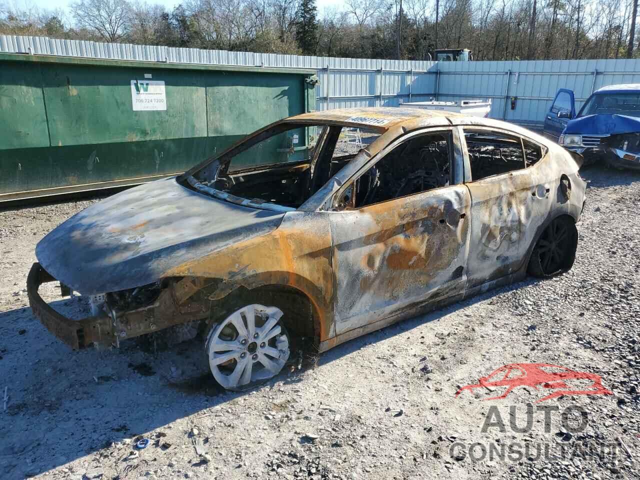 HYUNDAI ELANTRA 2017 - KMHD84LF0HU271478