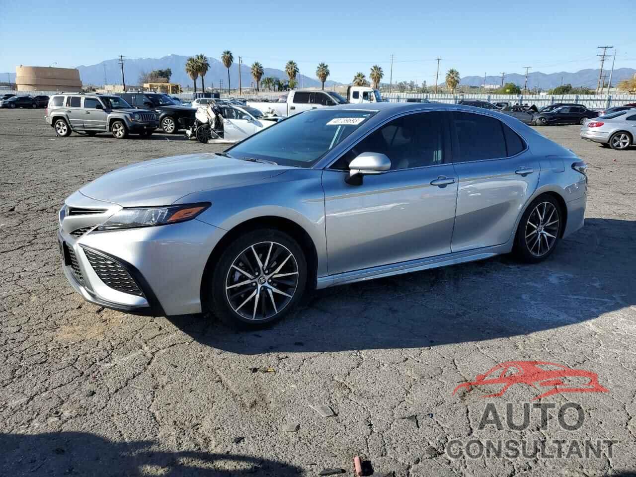 TOYOTA CAMRY 2022 - 4T1G11AKXNU652590