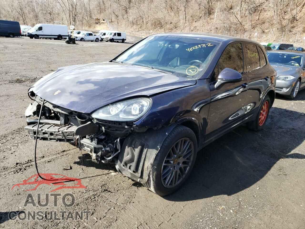 PORSCHE CAYENNE 2018 - WP1AA2A2XJKA00329