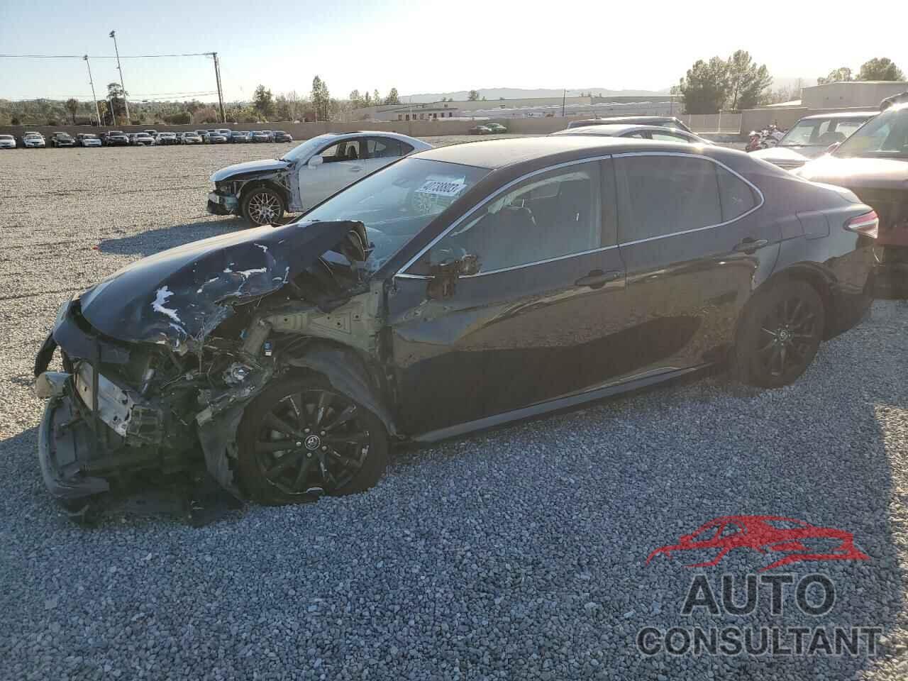 TOYOTA CAMRY 2018 - 4T1B11HK7JU638933
