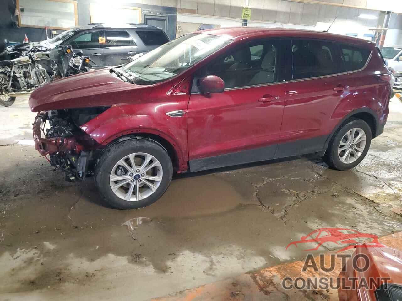 FORD ESCAPE 2017 - 1FMCU0GD2HUB40397