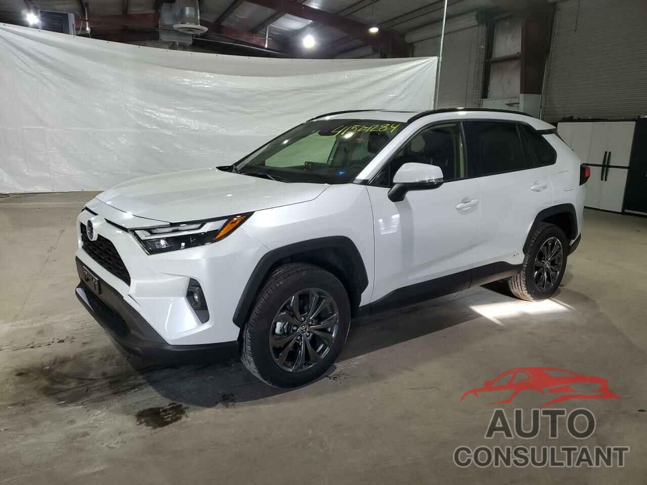 TOYOTA RAV4 2023 - JTMB6RFV2PJ031754