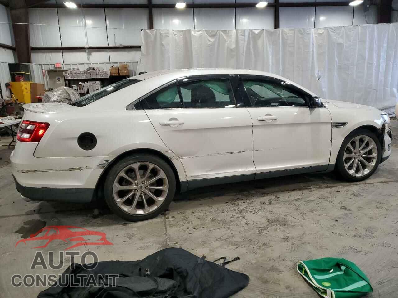 FORD TAURUS 2013 - 1FAHP2F87DG125619