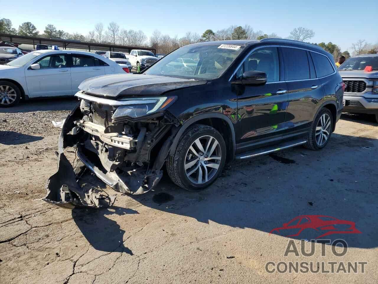 HONDA PILOT 2017 - 5FNYF5H96HB011700