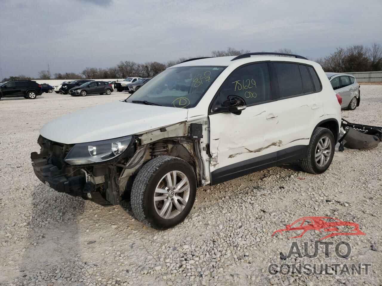 VOLKSWAGEN TIGUAN 2016 - WVGAV7AX6GW586281