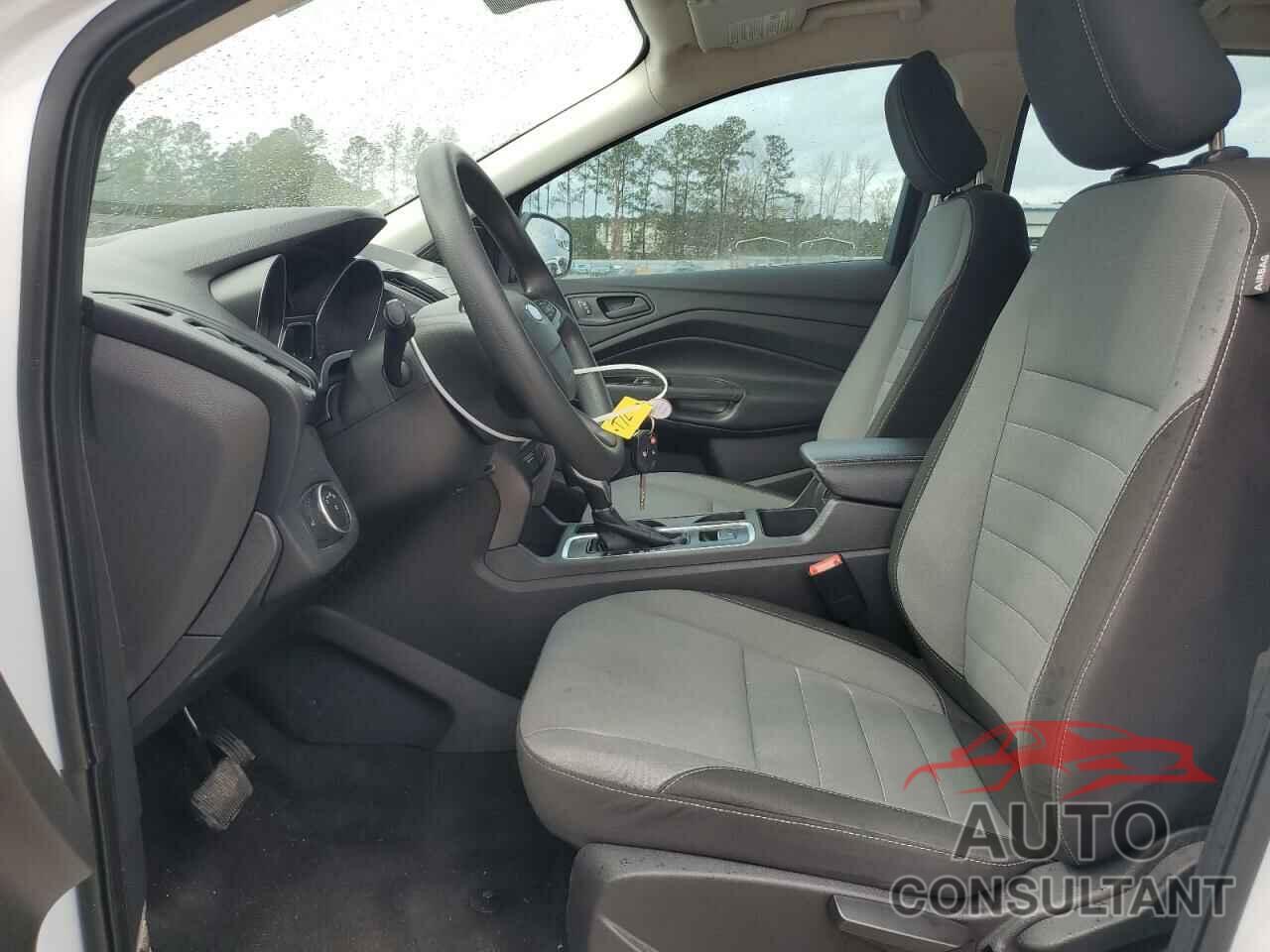 FORD ESCAPE 2019 - 1FMCU0F77KUB21010