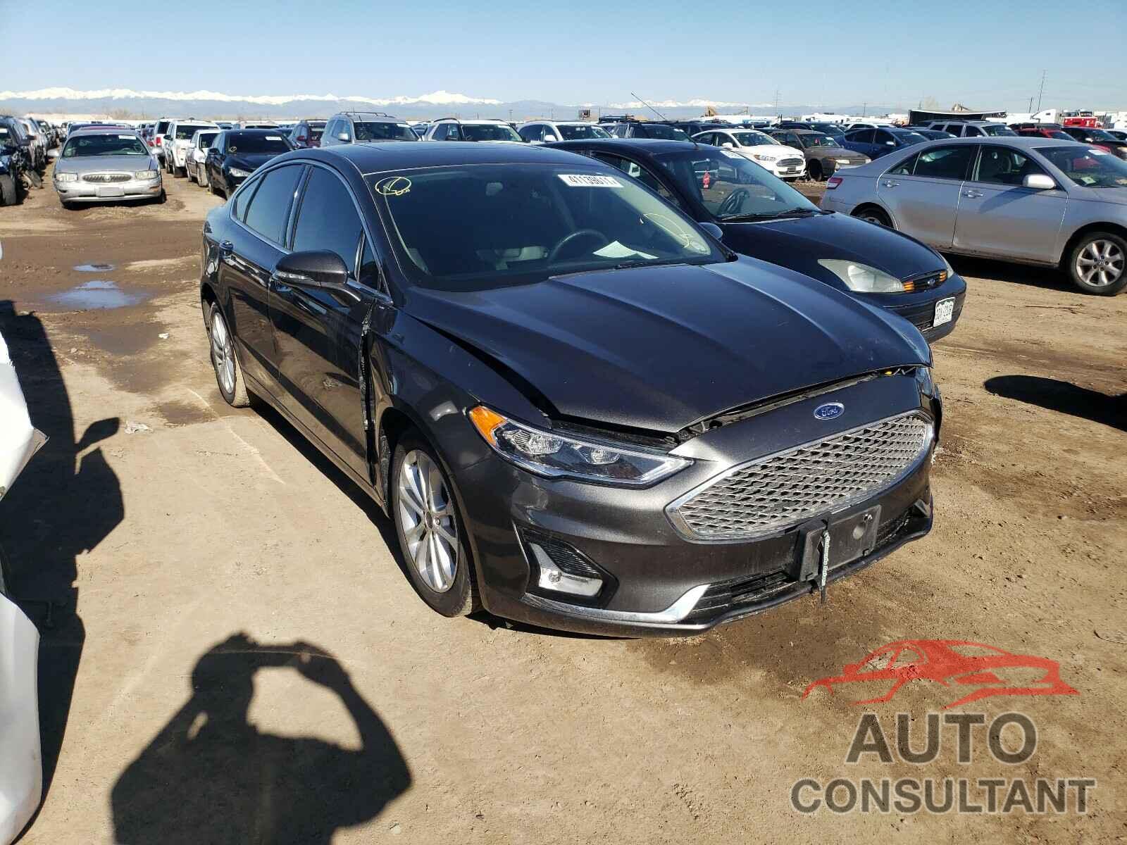 FORD FUSION 2019 - 3FA6P0SUXKR172857