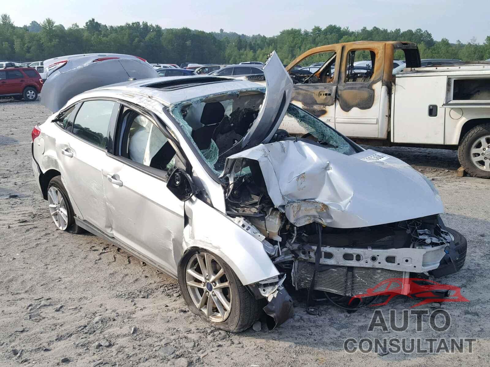 FORD FOCUS 2015 - 1FADP3F21FL207680