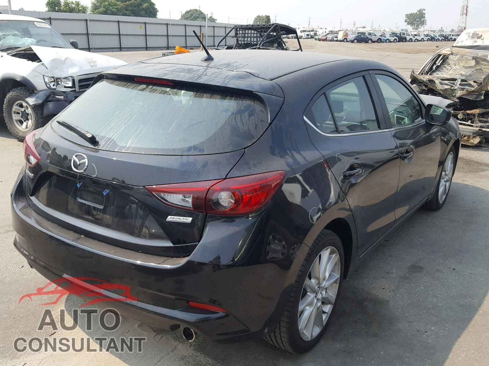 MAZDA 3 2017 - 3MZBN1L79HM118739