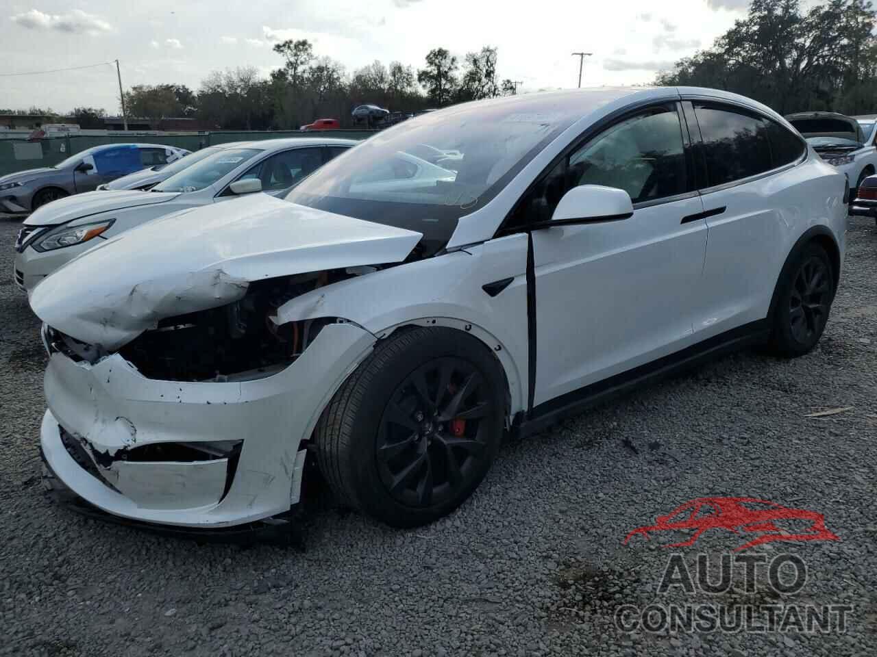 TESLA MODEL X 2023 - 7SAXCBE6XPF405330