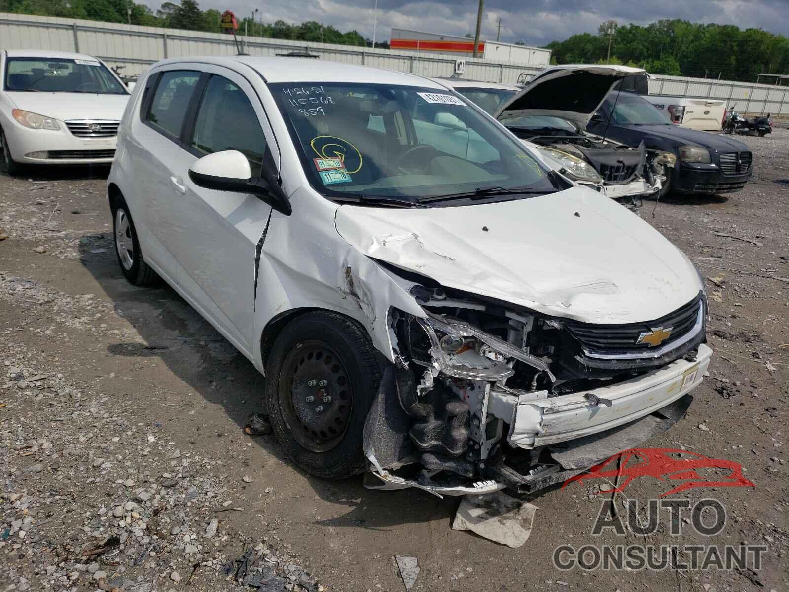 CHEVROLET SONIC 2017 - 1G1JG6SH3H4158674