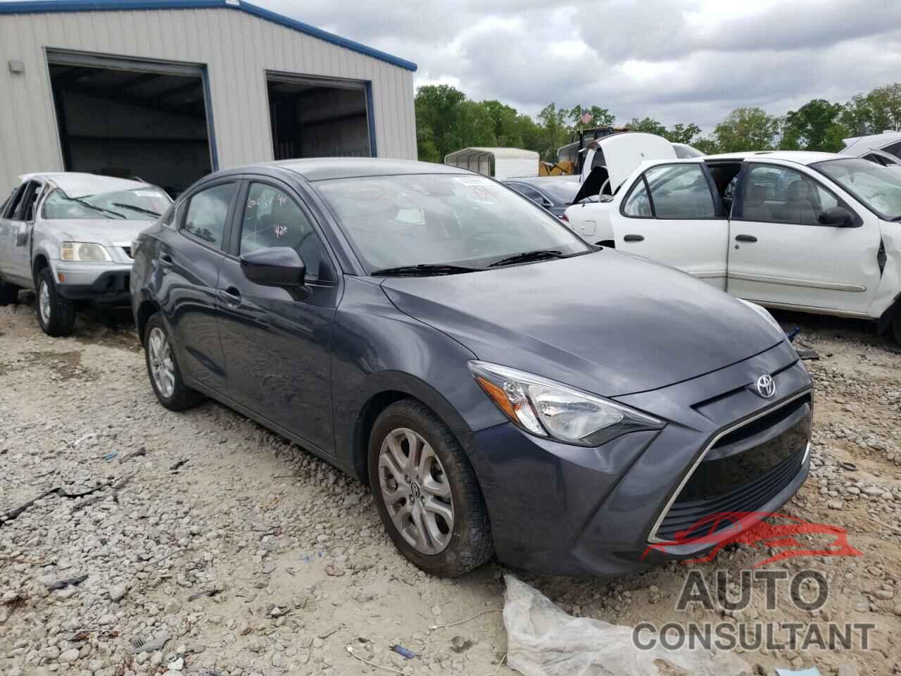 TOYOTA YARIS 2018 - 3MYDLBYV5JY329919