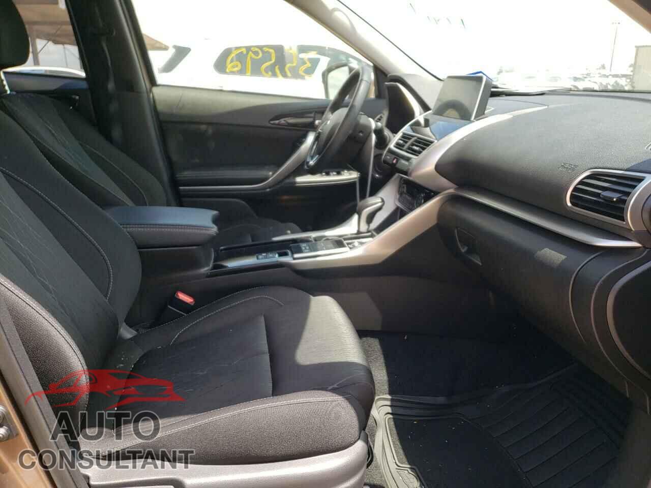 MITSUBISHI ECLIPSE 2018 - JA4AT5AA0JZ067124
