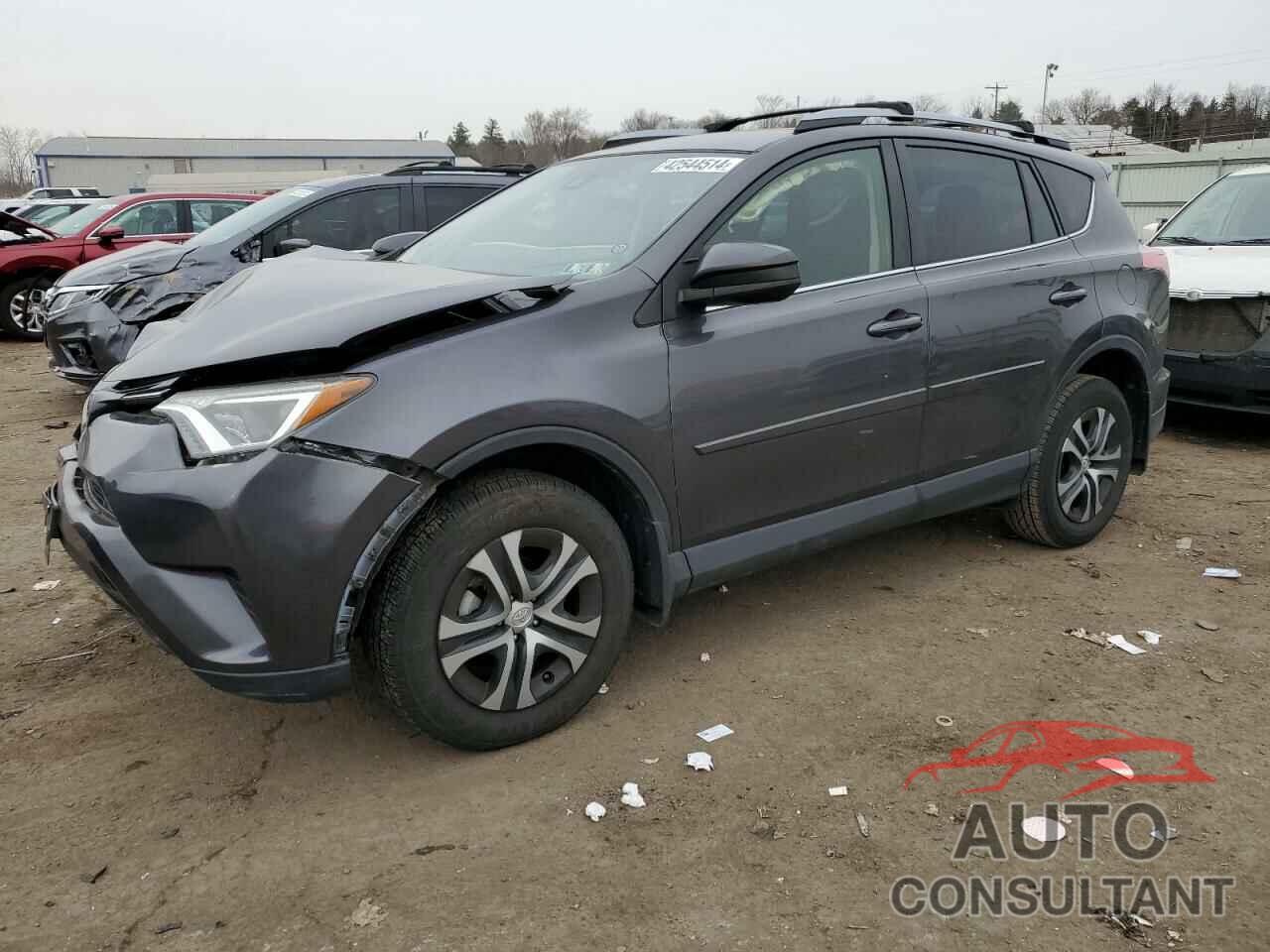 TOYOTA RAV4 2017 - JTMBFREV6HJ105695