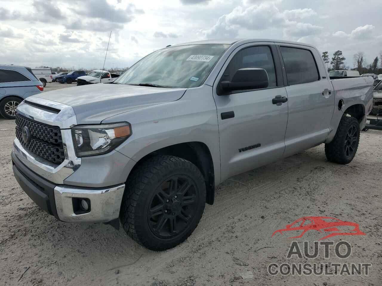 TOYOTA TUNDRA 2019 - 5TFEY5F13KX255635