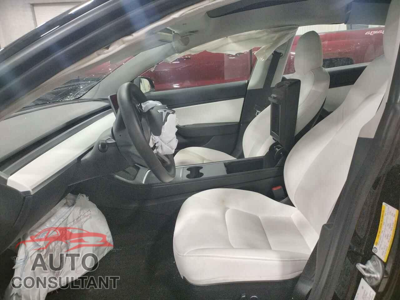 TESLA MODEL 3 2021 - 5YJ3E1EA5MF849909