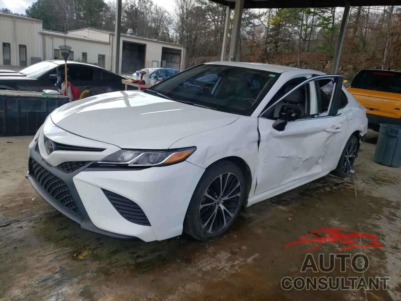 TOYOTA CAMRY 2020 - 4T1G11AK0LU946822