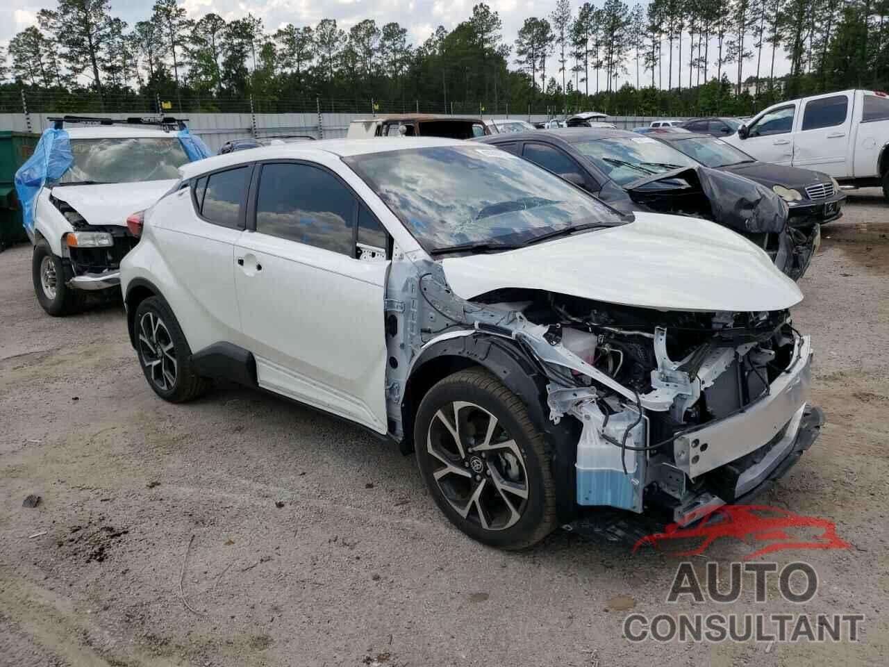 TOYOTA C-HR 2021 - JTNKHMBX6M1104653