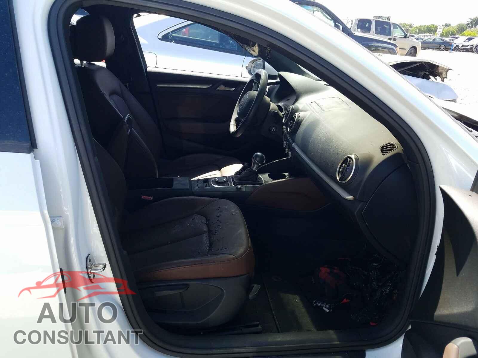 AUDI A3 2015 - WAUACGFF4F1116575