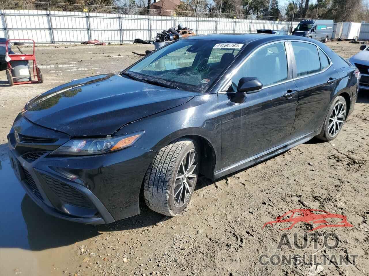 TOYOTA CAMRY 2021 - 4T1G11AK3MU524254