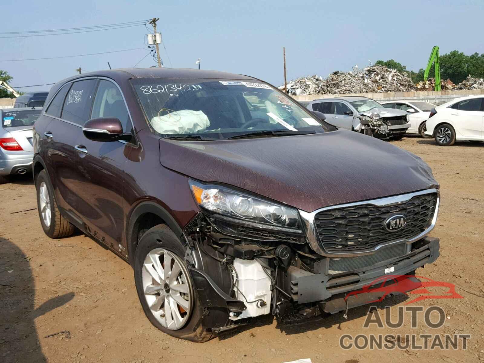 KIA SORENTO LX 2019 - 5XYPGDA59KG441098