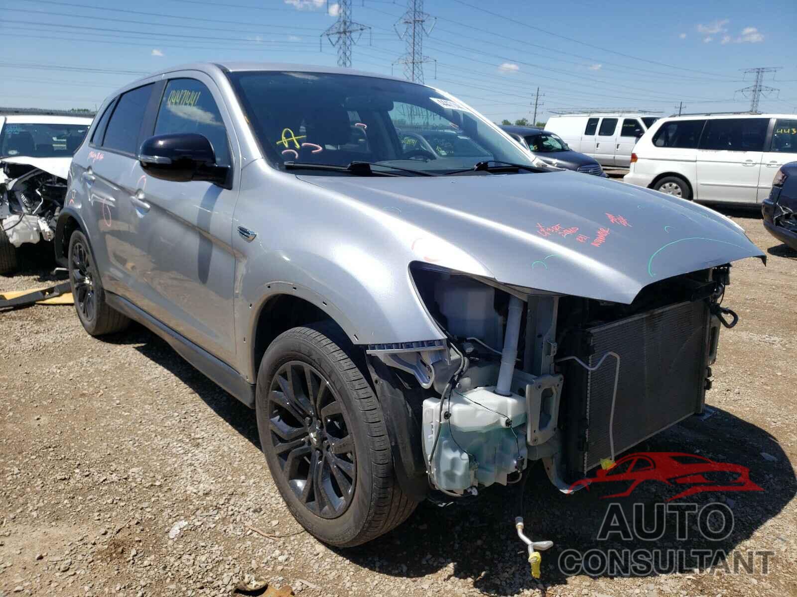 MITSUBISHI OUTLANDER 2018 - JA4AP3AU5JZ021002