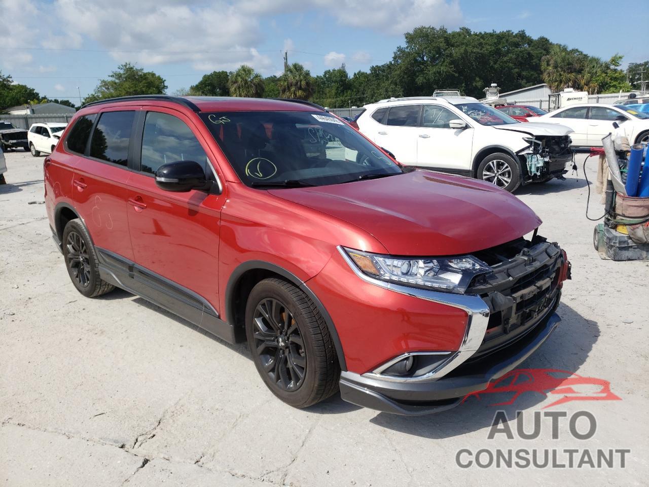 MITSUBISHI OUTLANDER 2018 - JA4AD3A36JZ033014