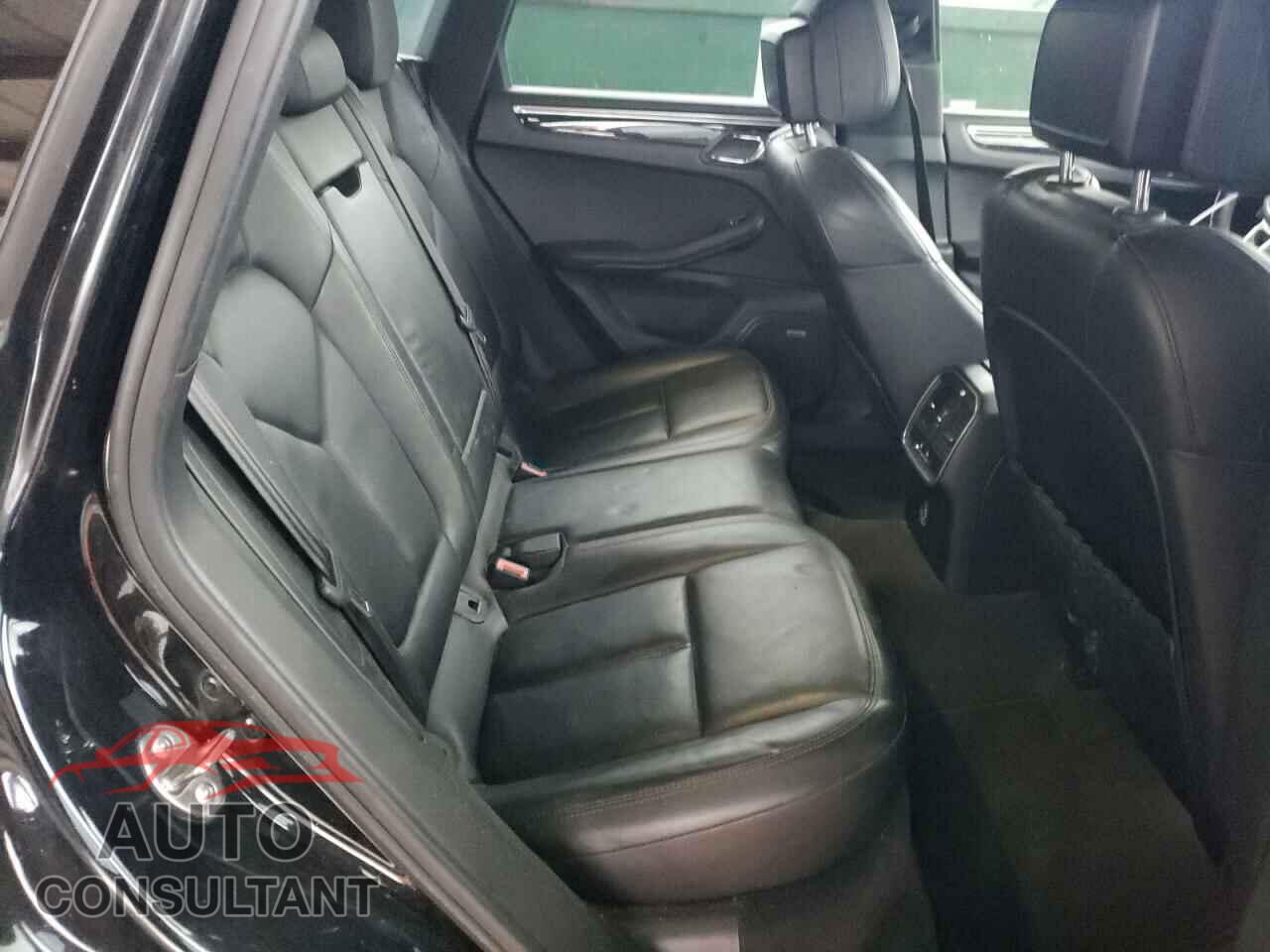 PORSCHE MACAN 2017 - WP1AA2A50HLB00065