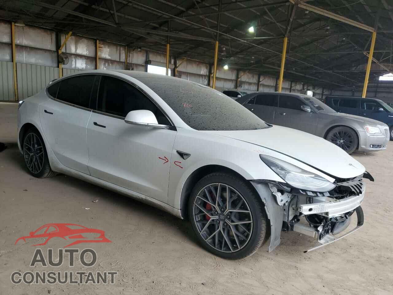 TESLA MODEL 3 2019 - 5YJ3E1EB4KF393214
