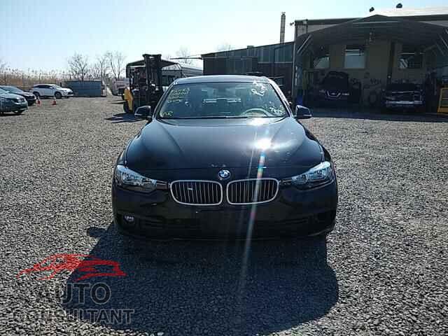 BMW 3 SERIES 2017 - WBA8E5G35HNU43256