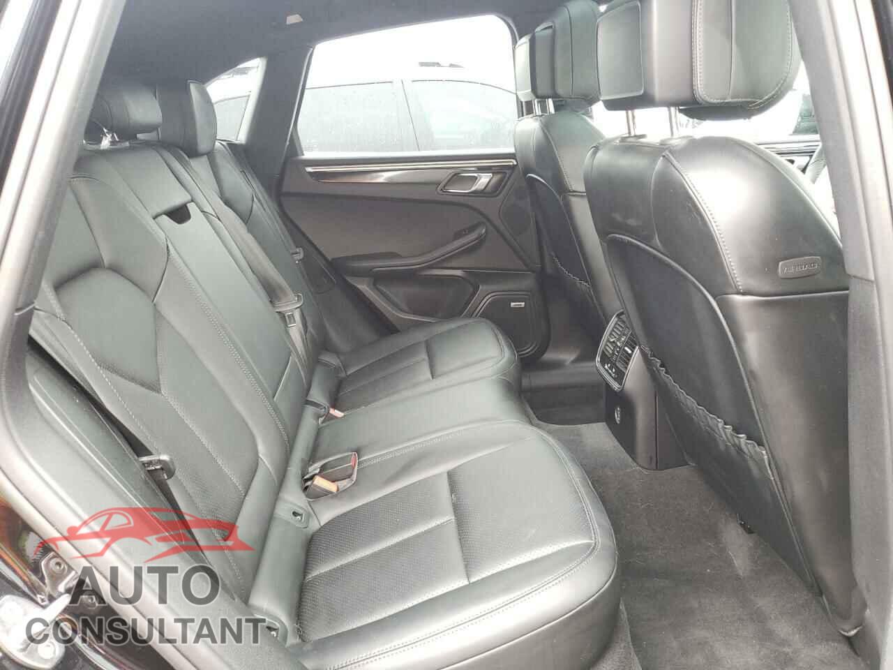 PORSCHE MACAN 2018 - WP1AA2A55JLB12489