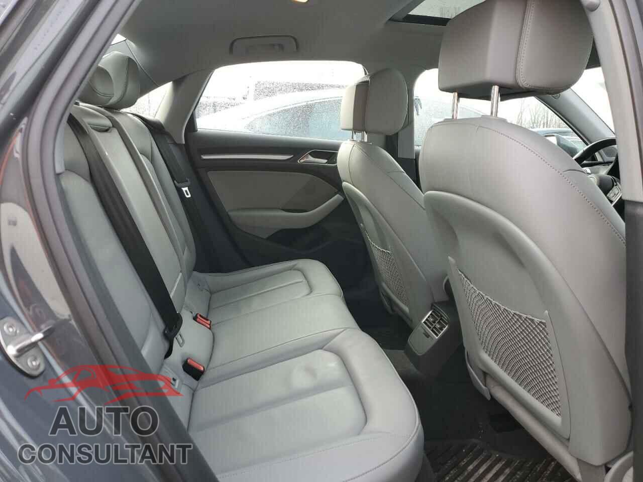 AUDI A3 2017 - WAUB8GFF5H1007762