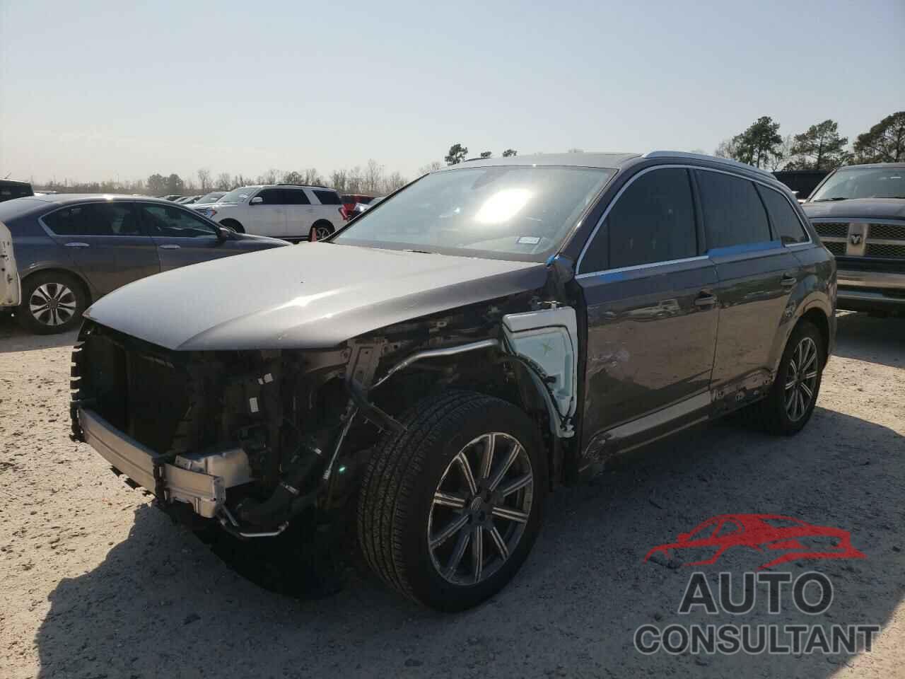 AUDI Q7 2019 - WA1LHAF78KD029736