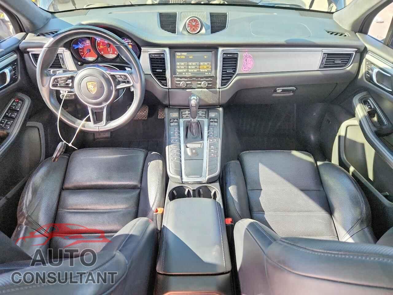 PORSCHE MACAN 2015 - WP1AF2A56FLB99005