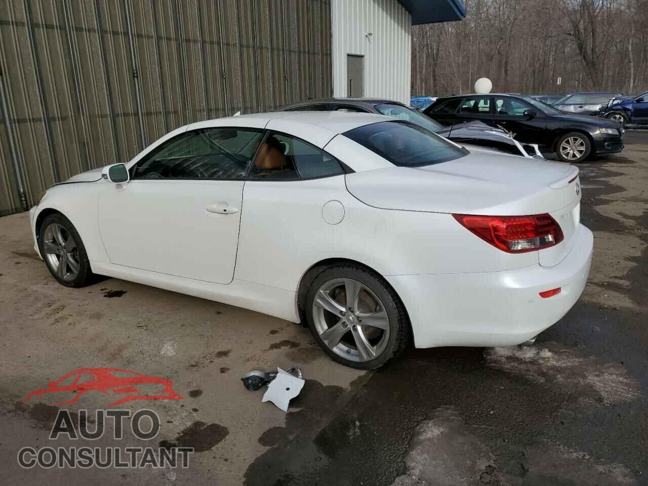 LEXUS IS 2012 - JTHFF2C29C2526037