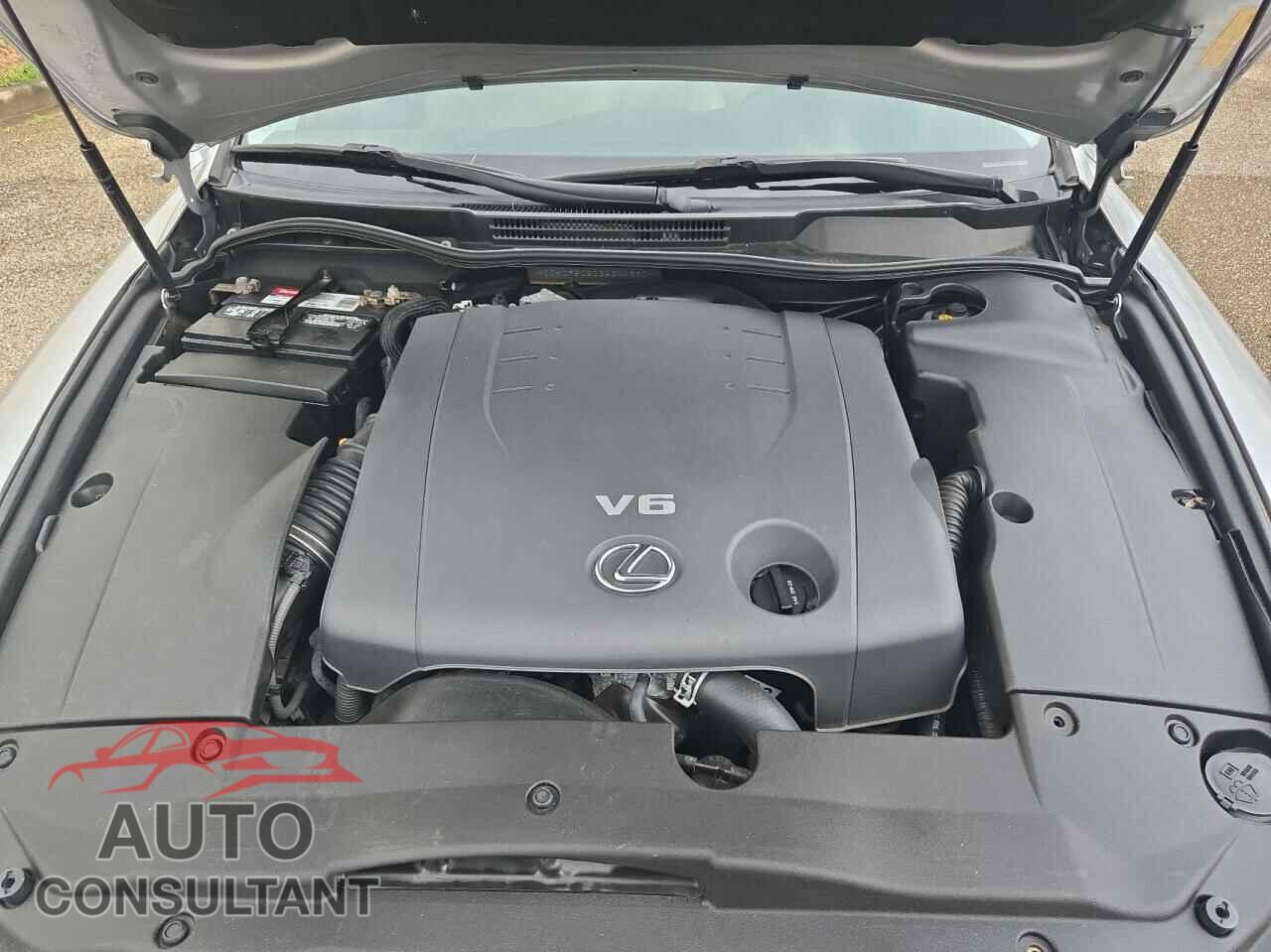 LEXUS IS 2011 - JTHCF5C20B5044980