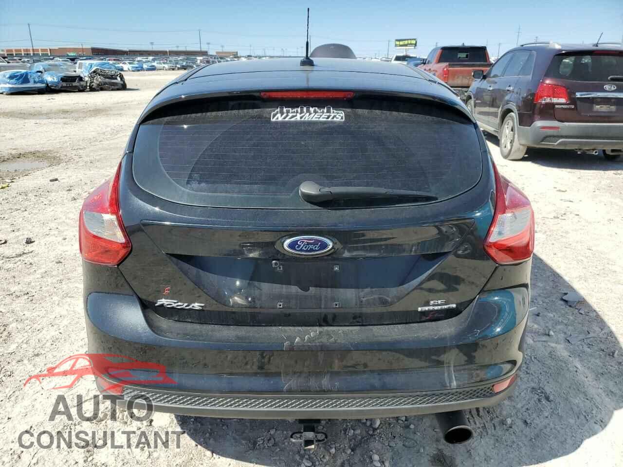 FORD FOCUS 2014 - 1FADP3K2XEL292846
