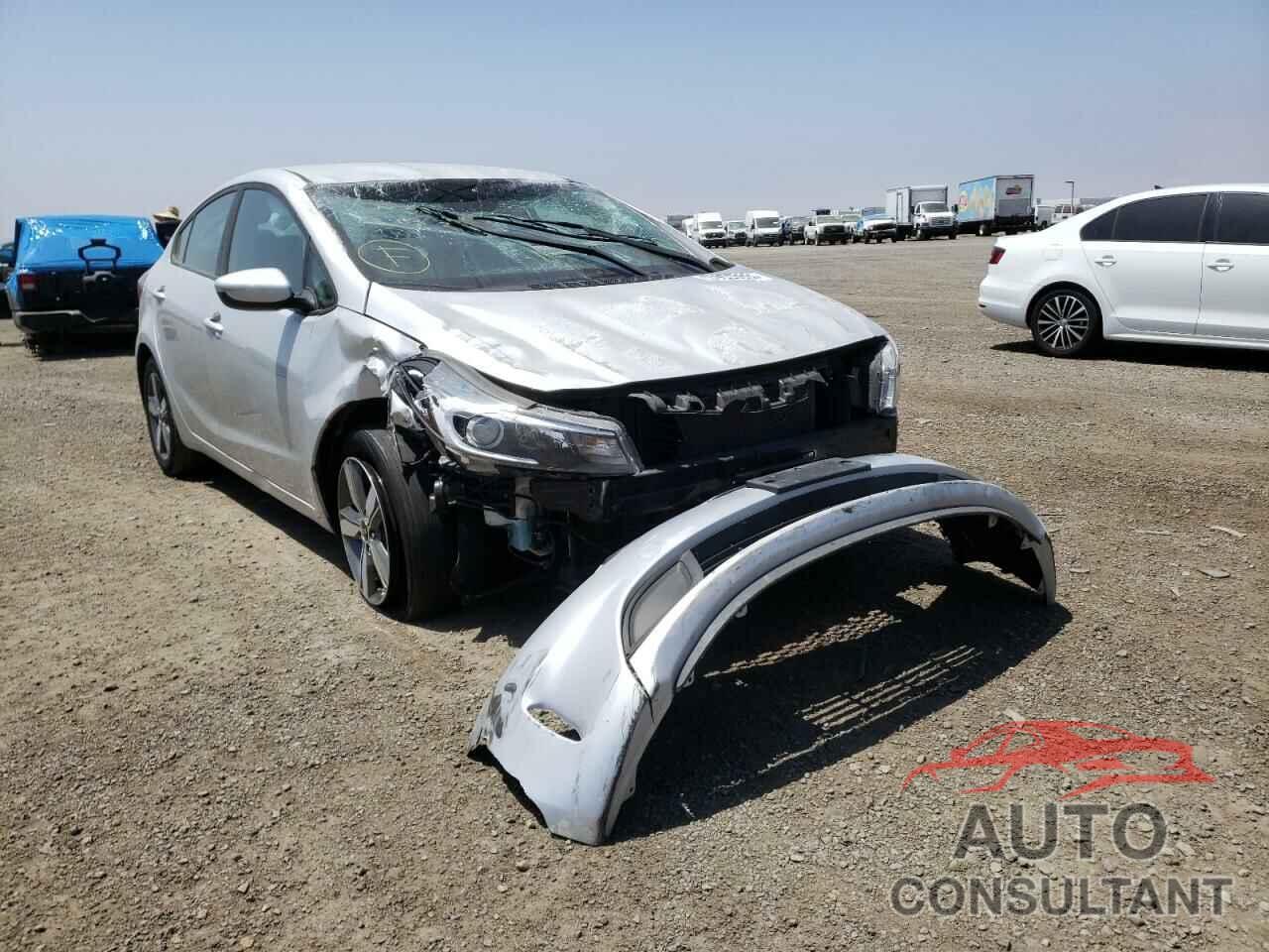 KIA FORTE 2018 - 3KPFL4A70JE175524