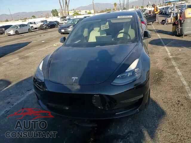 TESLA MODEL 3 2021 - 5YJ3E1EA5MF074558